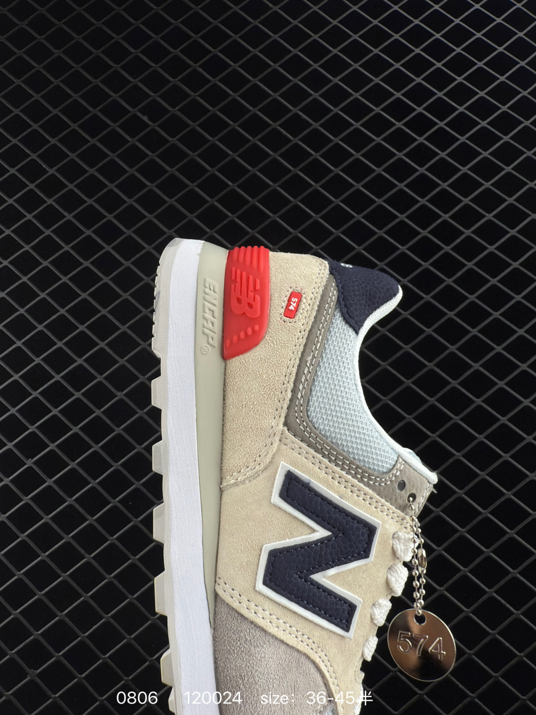 New Balance   NB5740